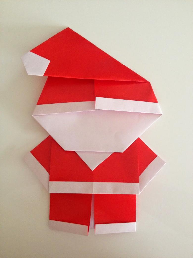 Оригами дед мороз из бумаги. Оригами дед Мороз. Оригами Санта Клаус. Оригами дед Мороз объемный. Аришам дед Мороз из бумаги.